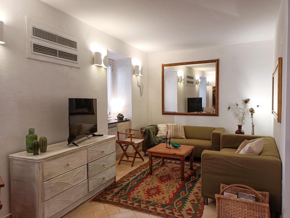 Altido Villa Milva With Car Park Beside The Beach 파라기 외부 사진